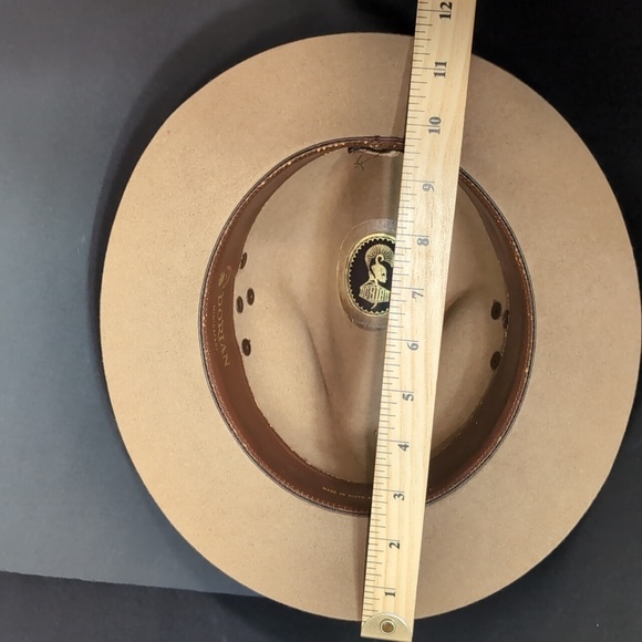 Dorian Mini safari Men's Full Brim Tan Felt Hat Size 6 7/8 56 cm. - Picture 13 of 15